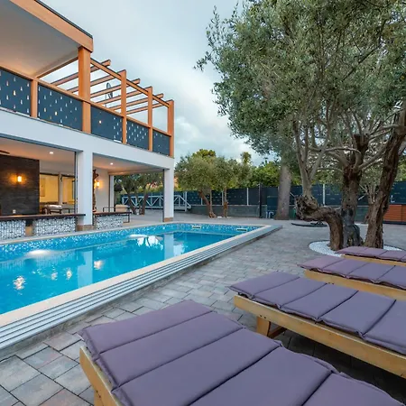 Villa Novum-2